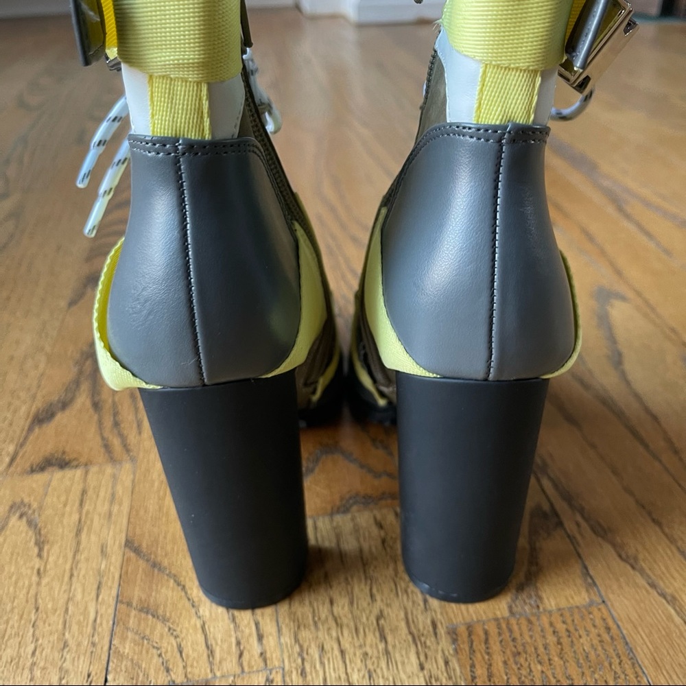 New Steve Madden Illusions Mesh Booties Ankle Booties Size 7 - Picture 12 of 15